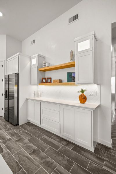 Representative furnished interior of a home built from the Pebble Beach by LEH. Homes in Garden Park Unit 4, El Paso (Image 38). Representative furnished interior of a home built from the Pebble Beach by LEH. Homes in Garden Park Unit 4, El Paso (Image 38).