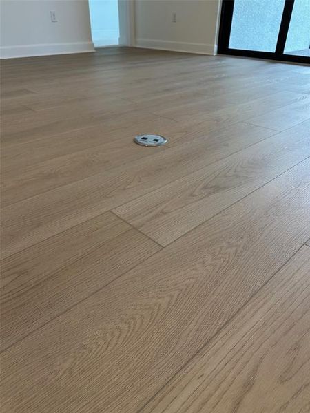 Sample of building materials used in homes in Lakespur Wellen Park, Venice (Image 29).