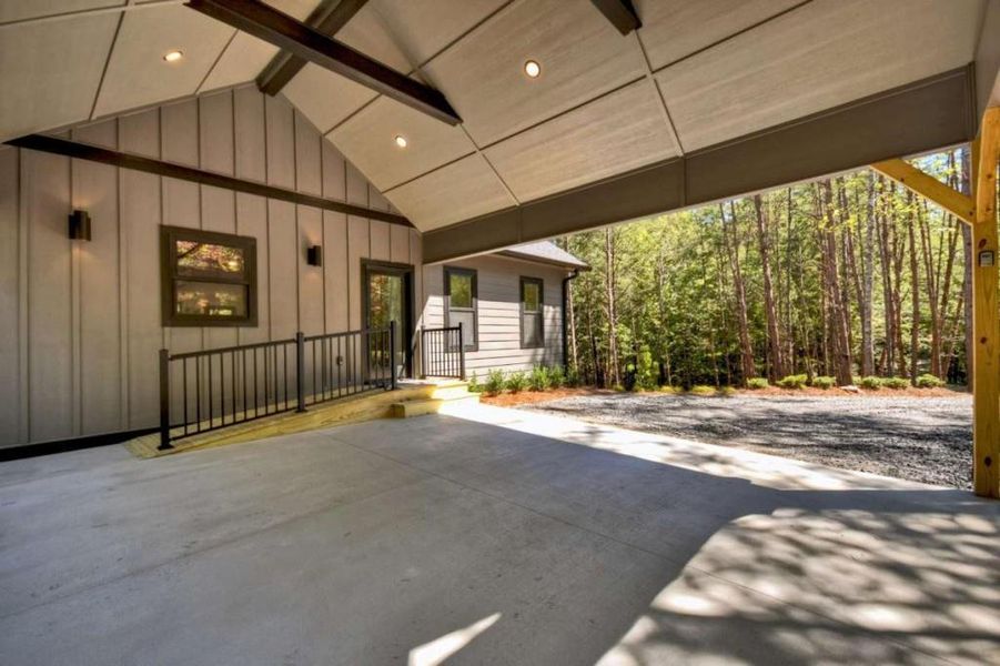 Exterior details and patio area of a home in , McCaysville (Image 19).