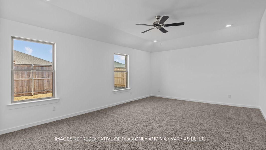 Spacious, unfurnished interior of a new home in Allen Farms, Lubbock (Image 9).
