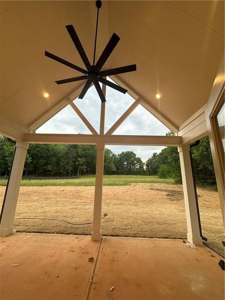 Image 34 of a home in .