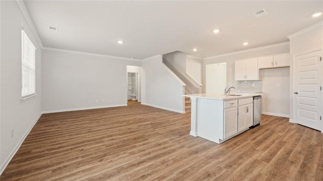 Spacious, unfurnished interior of a new home in Teamon Pointe, Griffin (Image 13).