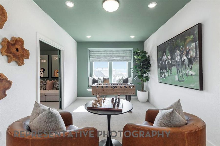 Furnished interior view inside a new home in Sandbrock Ranch, Aubrey (Image 18).