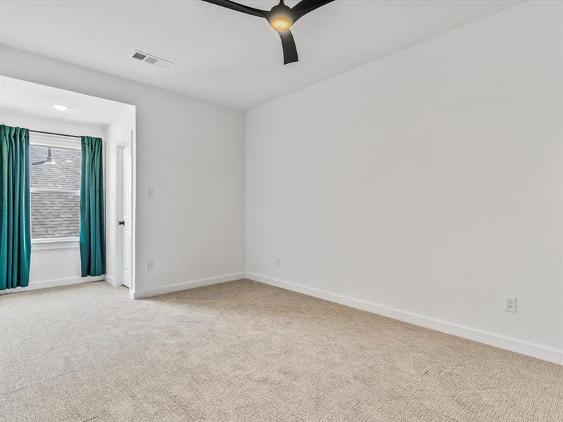 Spacious, unfurnished interior of a new home in , Northlake (Image 21).