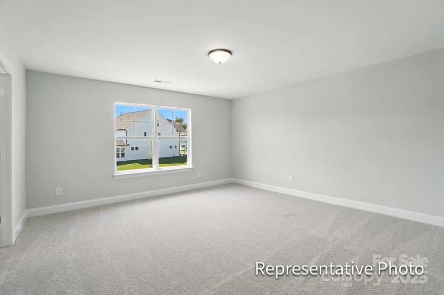 Spacious, unfurnished interior of a new home in The Meadows at Laurelbrook, Sherrills Ford (Image 36).