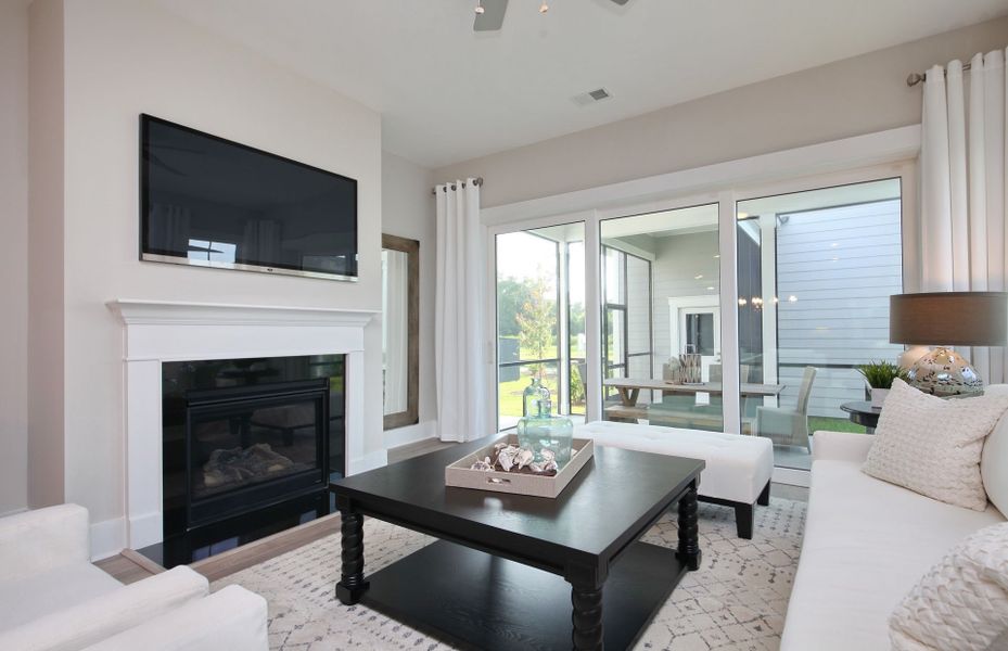 Representative furnished interior of a home built from the Sweetgrass by Pulte Homes in SayeBrook, Myrtle Beach (Image 5).