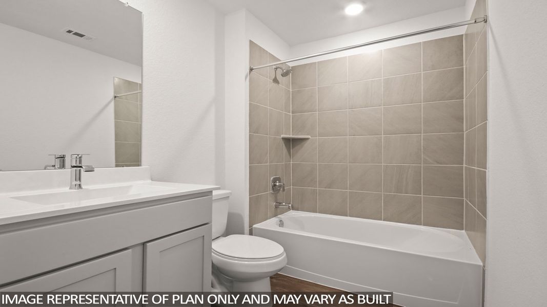 Furnished interior view inside a new home in Venetian Pines, Conroe (Image 7).