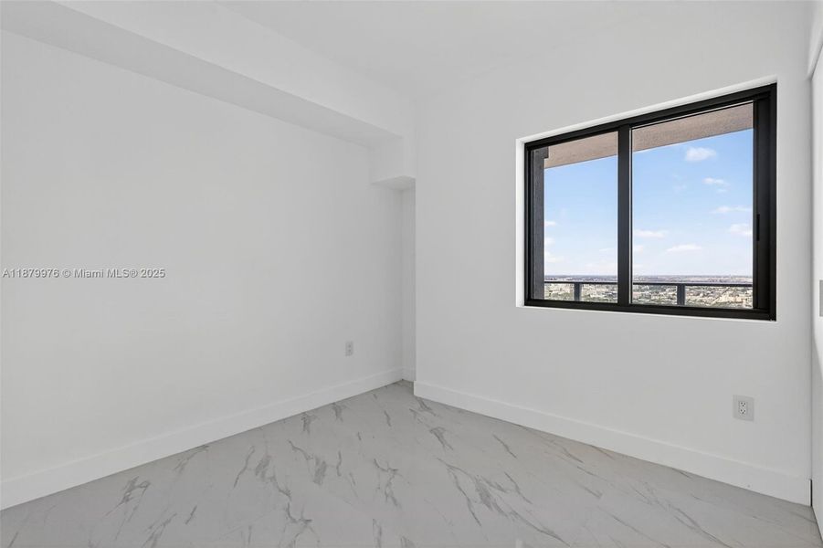 Spacious, unfurnished interior of a new home in , Miami (Image 21).