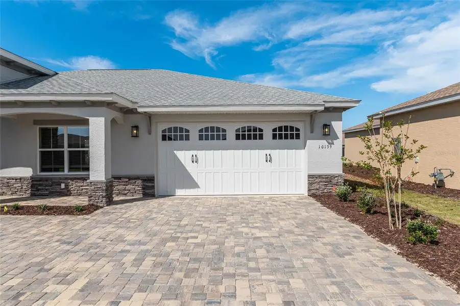 Exterior details and patio area of a home in , Ocala (Image 4). Exterior details and patio area of a home in , Ocala (Image 4).