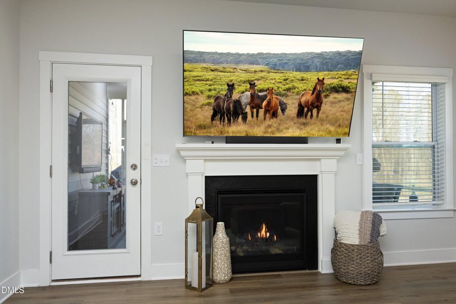 18Fireplace 18Fireplace