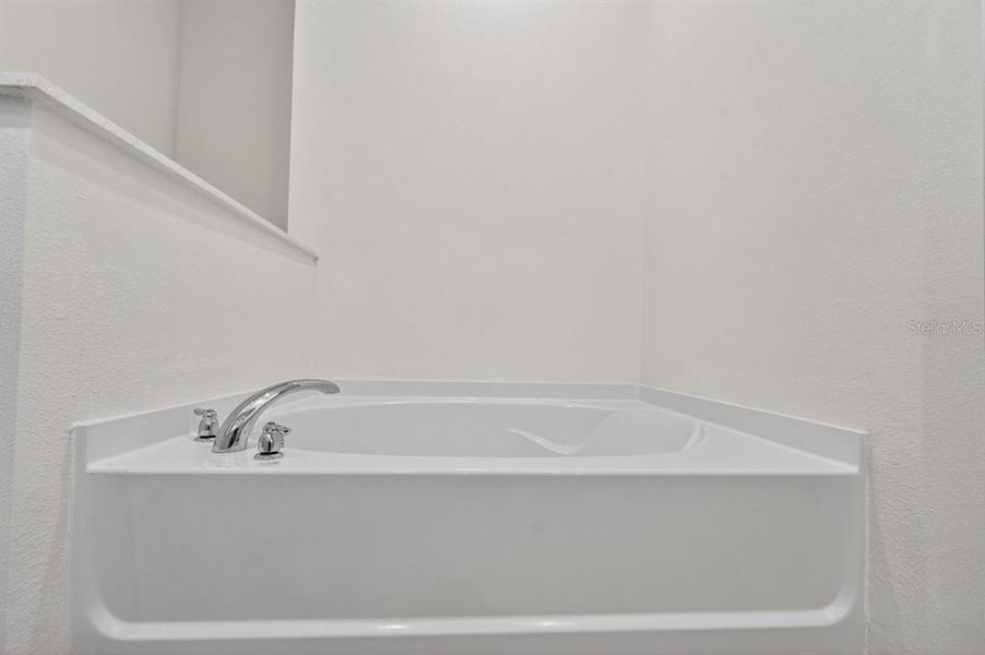 Close-up of interior finishes inside a home in , Deltona (Image 17).