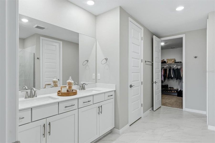 Furnished interior view inside a new home in , Parrish (Image 37).