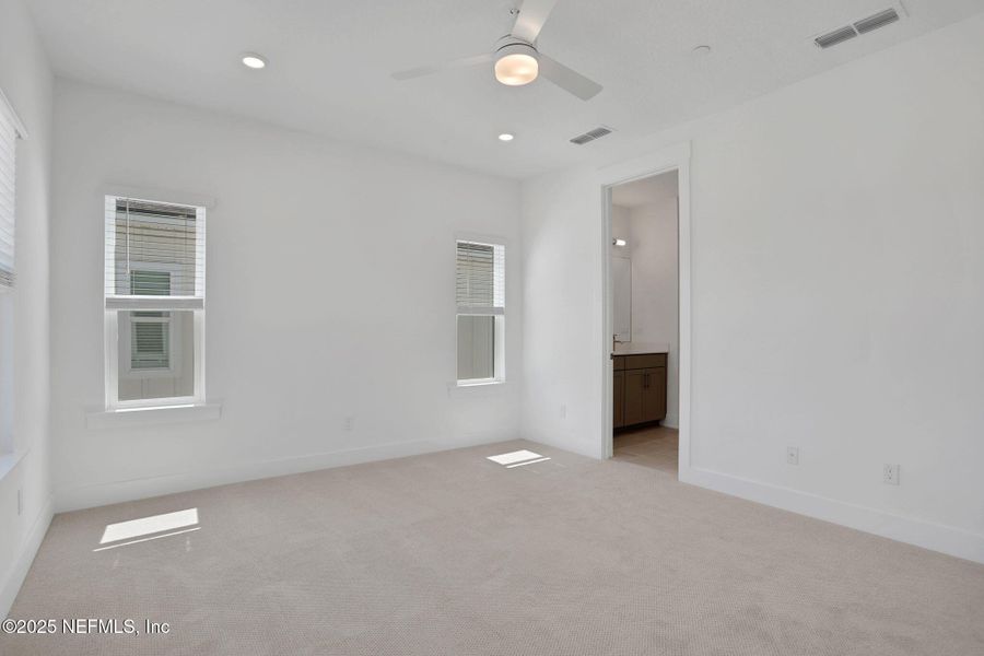 Spacious, unfurnished interior of a new home in North Beach Townhomes, Jacksonville Beach (Image 14).