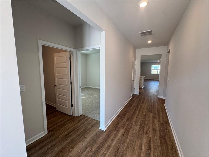 Spacious, unfurnished interior of a new home in Oakchase at Hampton, Hampton (Image 16).