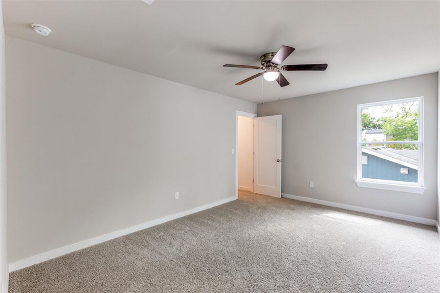 Spacious, unfurnished interior of a new home in , Austin (Image 24).