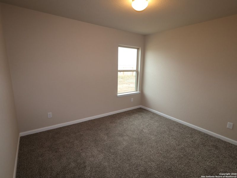 Spacious, unfurnished interior of a new home in Meadows at Clear Springs, New Braunfels (Image 14).