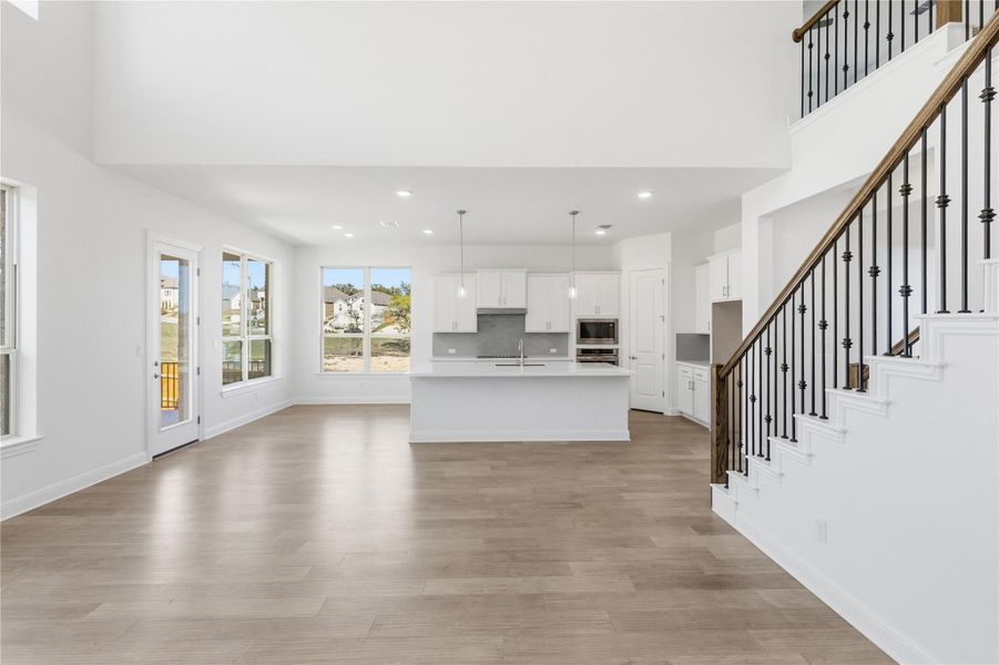 Spacious, unfurnished interior of a new home in Retreat at San Gabriel, Georgetown (Image 17).