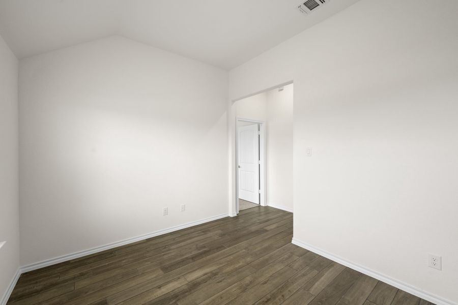 Spacious, unfurnished interior of a new home in Waterford Park, Weatherford (Image 26). Spacious, unfurnished interior of a new home in Waterford Park, Weatherford (Image 26).