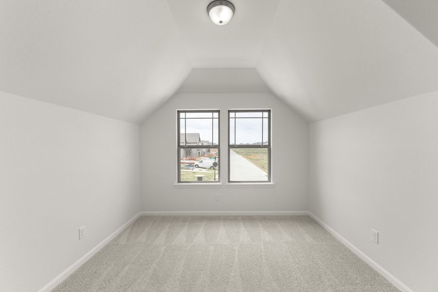 Spacious, unfurnished interior of a new home in Sutton Fields, Celina (Image 29).