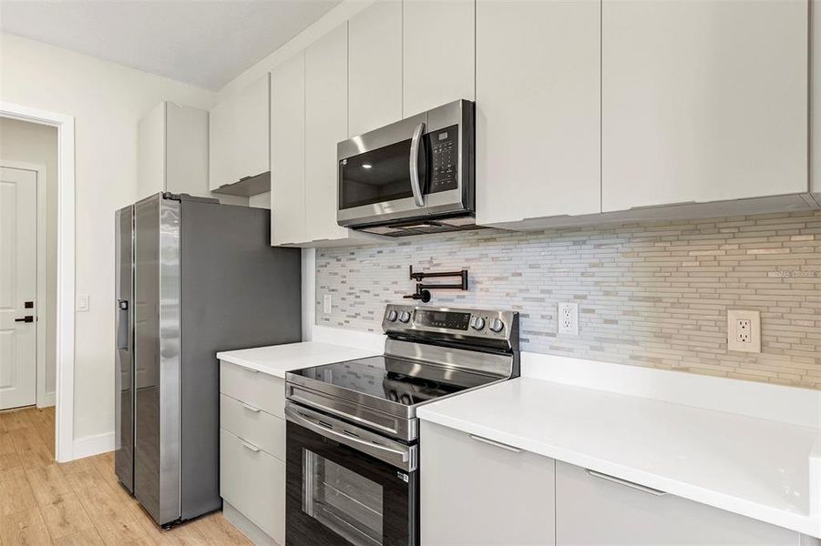 Furnished interior view inside a new home in , Port Charlotte (Image 8).