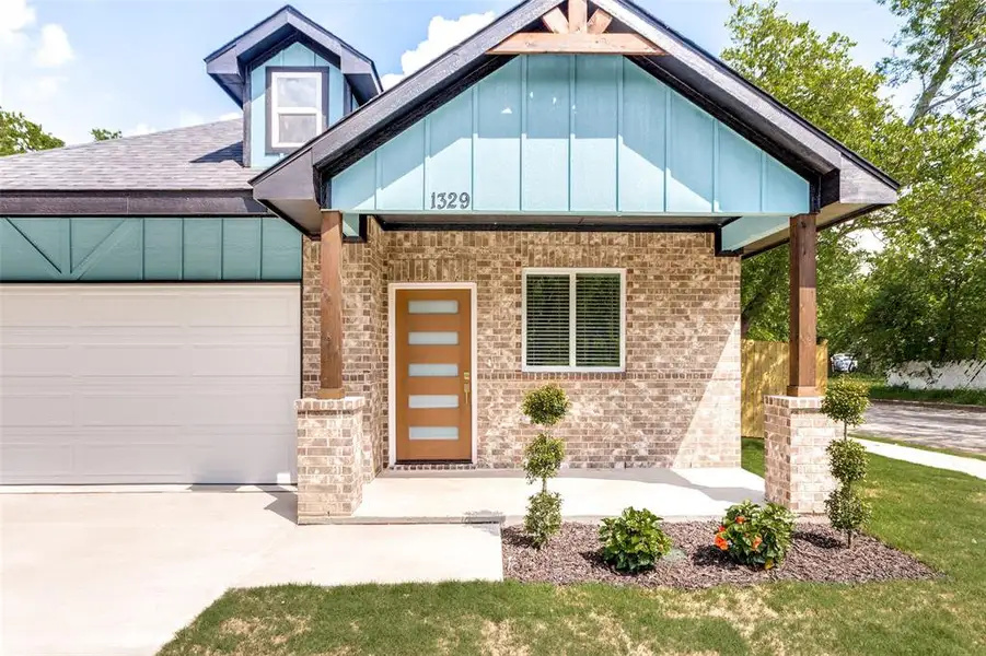 Exterior details and patio area of a home in , Fort Worth (Image 22).