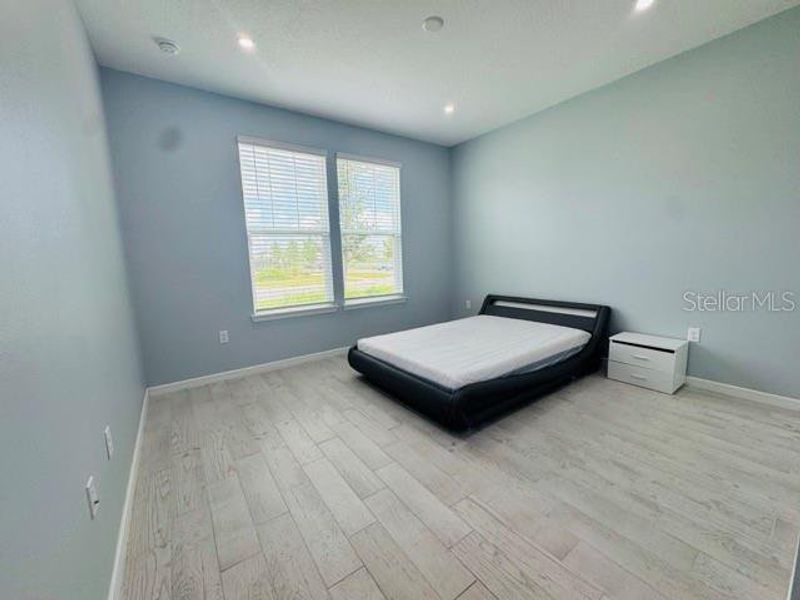 Image 34 of a home in .