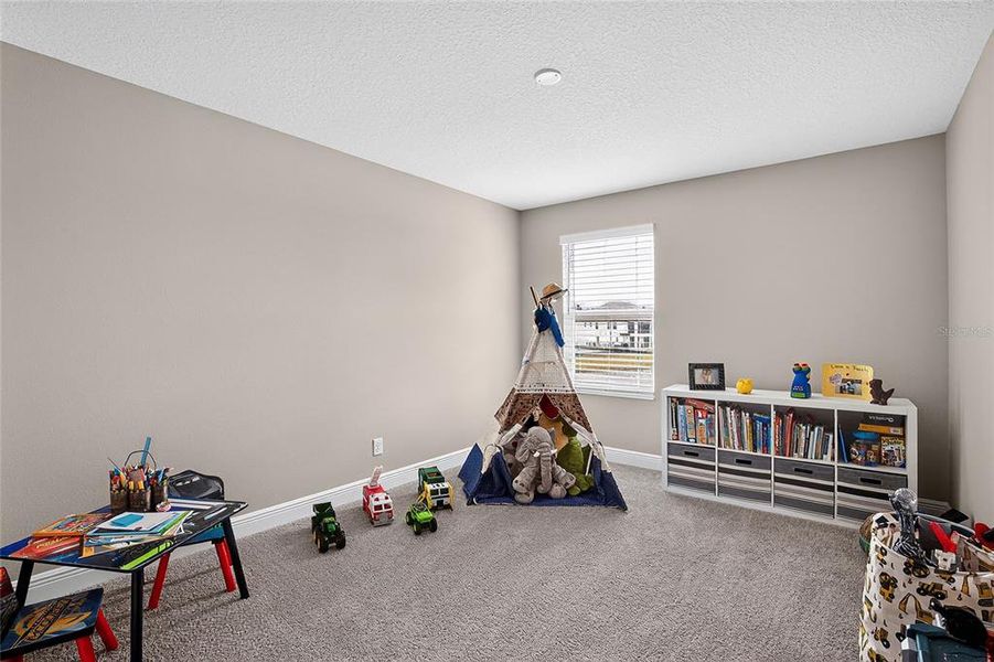 Furnished interior view inside a new home in , Wesley Chapel (Image 49).