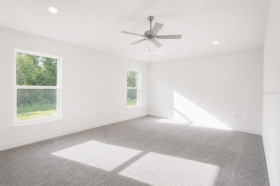 Spacious, unfurnished interior of a new home in Harmony Central, St. Cloud (Image 25).