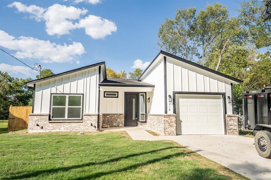 Image 21 of a home in .