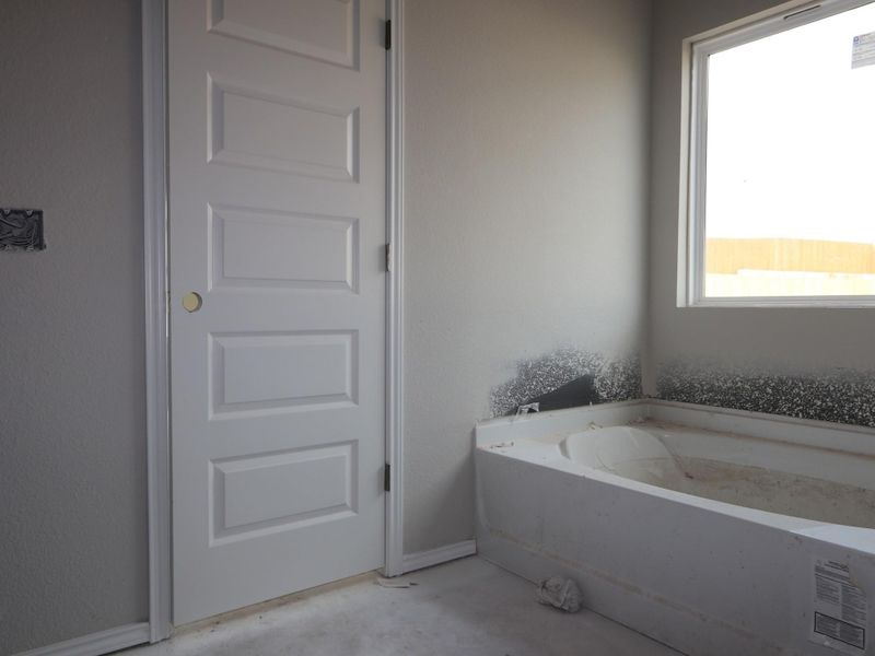 Image 18 of a home in Cascades at Onion Creek.