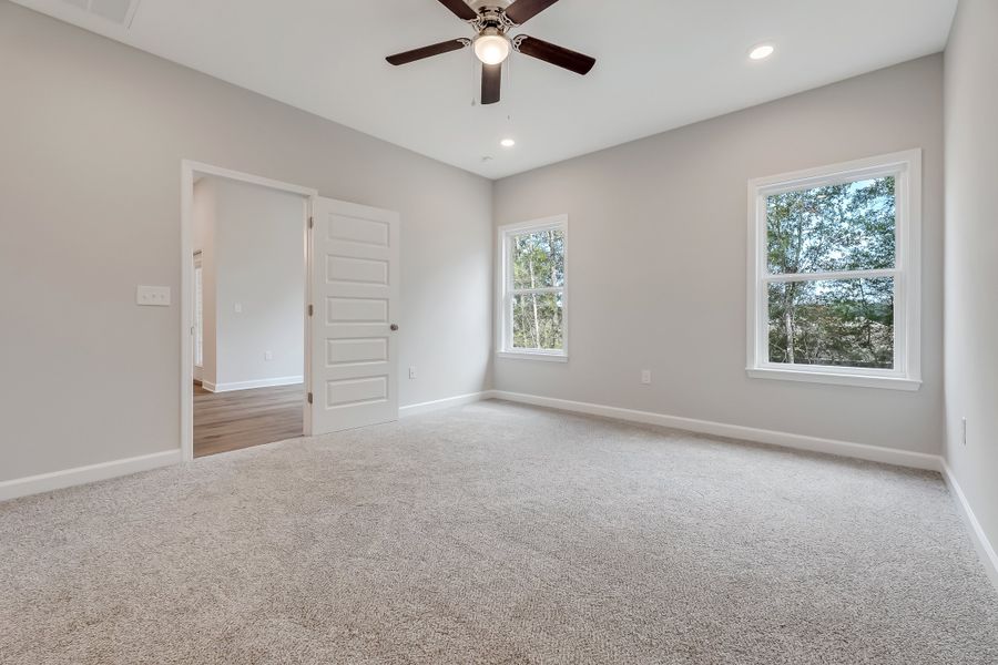 Spacious, unfurnished interior of a new home in , Crestview (Image 21).