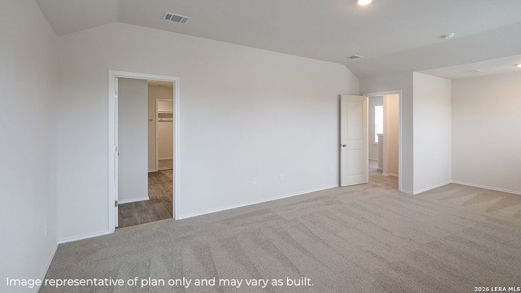 Spacious, unfurnished interior of a new home in Seneca Trails, San Antonio (Image 17).