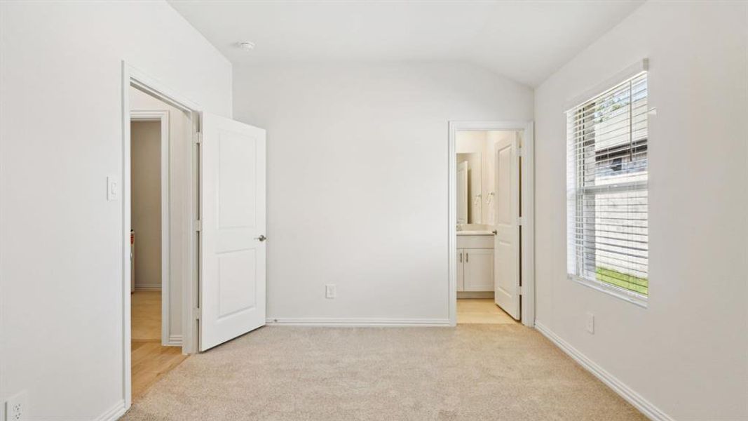 Photo is not of the actual home, but is an inspirational photo of builder’s model home and may depict options, furnishings, and/or decorator features that are not included. Photo is not of the actual home, but is an inspirational photo of builder’s model home and may depict options, furnishings, and/or decorator features that are not included.