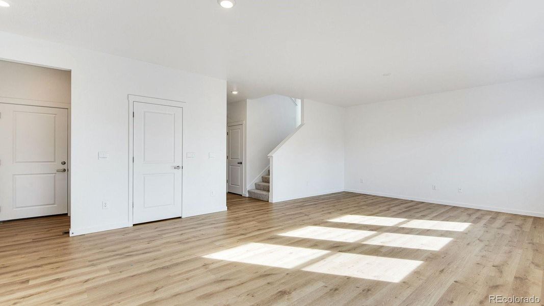 Spacious, unfurnished interior of a new home in Trails at Crowfoot, Parker (Image 27).