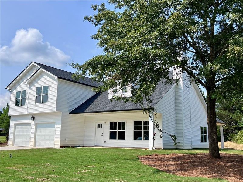 Exterior details and patio area of a home in , Monroe (Image 3).
