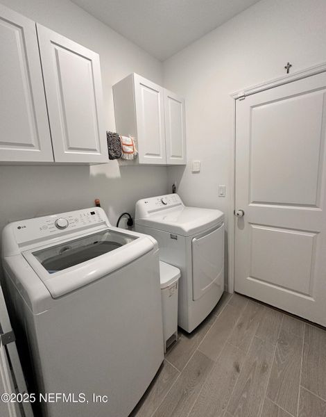 Furnished interior view inside a new home in Seaton Creek: Seaton Creek 50s, Jacksonville (Image 17). Furnished interior view inside a new home in Seaton Creek: Seaton Creek 50s, Jacksonville (Image 17).