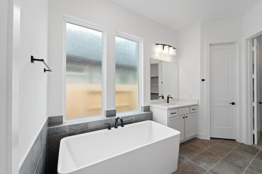 Furnished interior view inside a new home in Brookewater, Rosenberg (Image 4). Furnished interior view inside a new home in Brookewater, Rosenberg (Image 4).