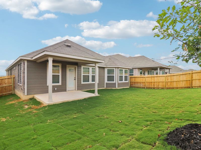 Exterior details and patio area of a home in Sagebrooke - Classic Series, San Antonio (Image 3).