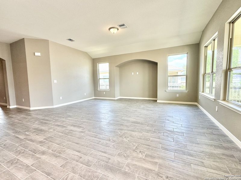 Spacious, unfurnished interior of a new home in , Pleasanton (Image 13). Spacious, unfurnished interior of a new home in , Pleasanton (Image 13).