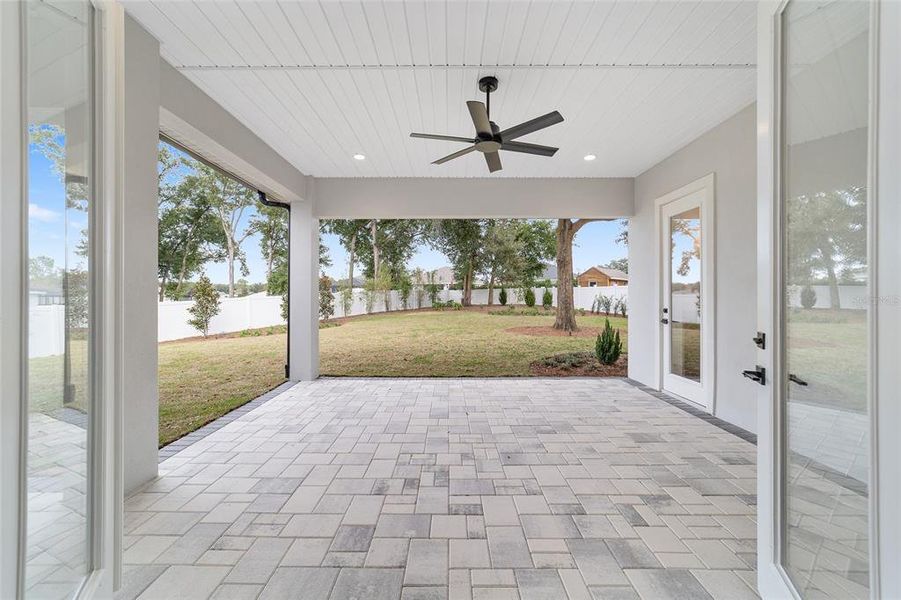 Exterior details and patio area of a home in , Ocala (Image 30).