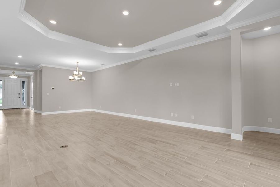 Spacious, unfurnished interior of a new home in Esplanade at Starling, Punta Gorda (Image 21).