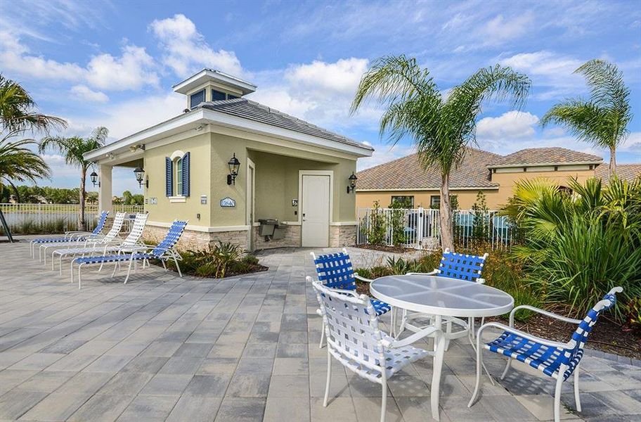 Community amenities in Grand Palm, Venice (Image 8).