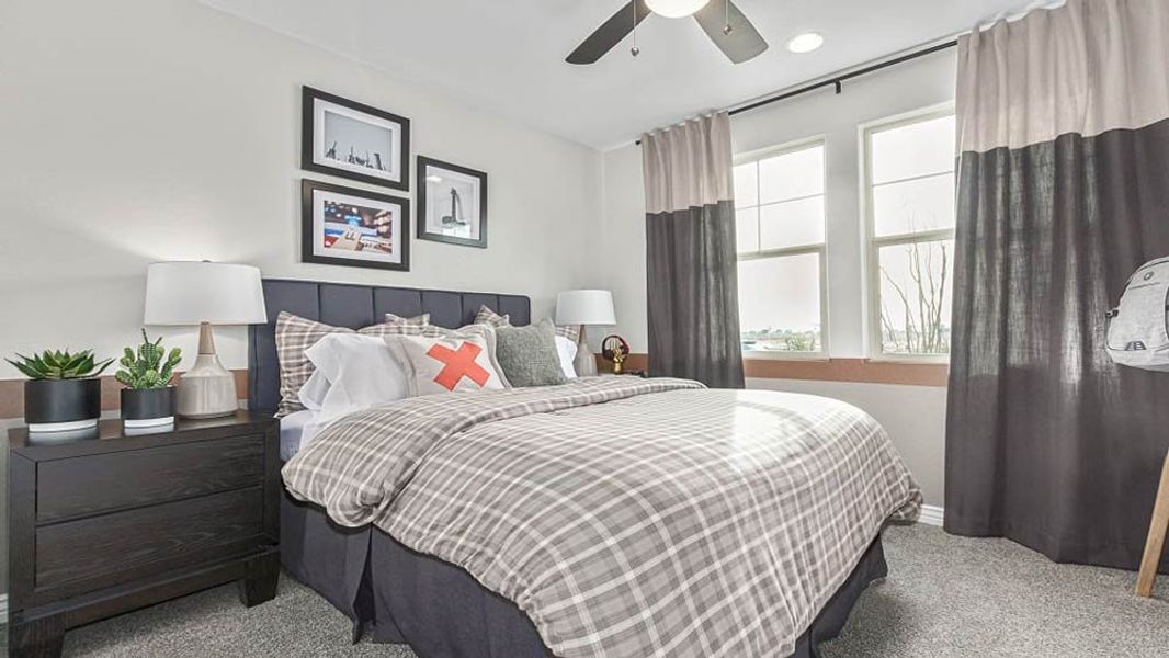 Furnished interior view inside a new home in Stonehaven, Glendale (Image 19).
