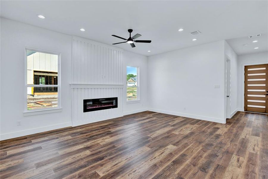 Spacious, unfurnished interior of a new home in , DeSoto (Image 10). Spacious, unfurnished interior of a new home in , DeSoto (Image 10).