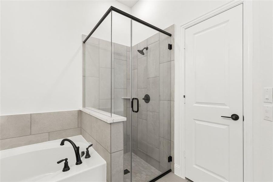 Furnished interior view inside a new home in Creekview Meadows, Pilot Point (Image 13). Furnished interior view inside a new home in Creekview Meadows, Pilot Point (Image 13).