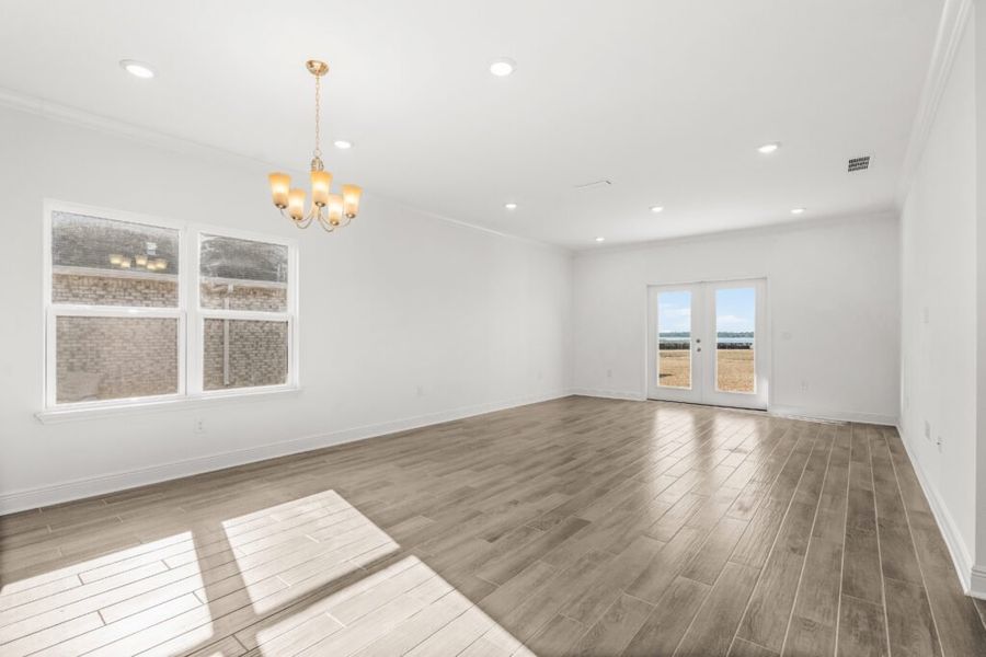 Spacious, unfurnished interior of a new home in Lake Merial, Panama City (Image 22). Spacious, unfurnished interior of a new home in Lake Merial, Panama City (Image 22).