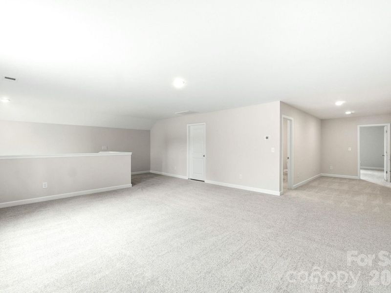 Spacious, unfurnished interior of a new home in Windgate, Mooresville (Image 33). Spacious, unfurnished interior of a new home in Windgate, Mooresville (Image 33).