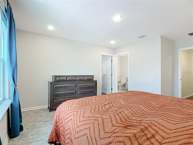 Furnished interior view inside a new home in , Lakeland (Image 17).