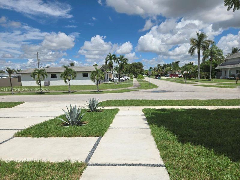 Community amenities in , Miami (Image 36). Community amenities in , Miami (Image 36).