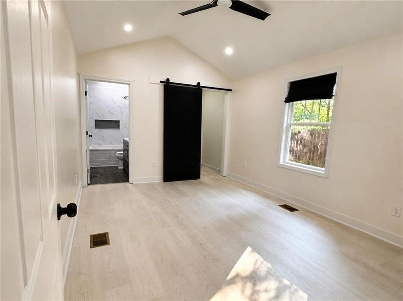 Spacious, unfurnished interior of a new home in , Conyers (Image 12).